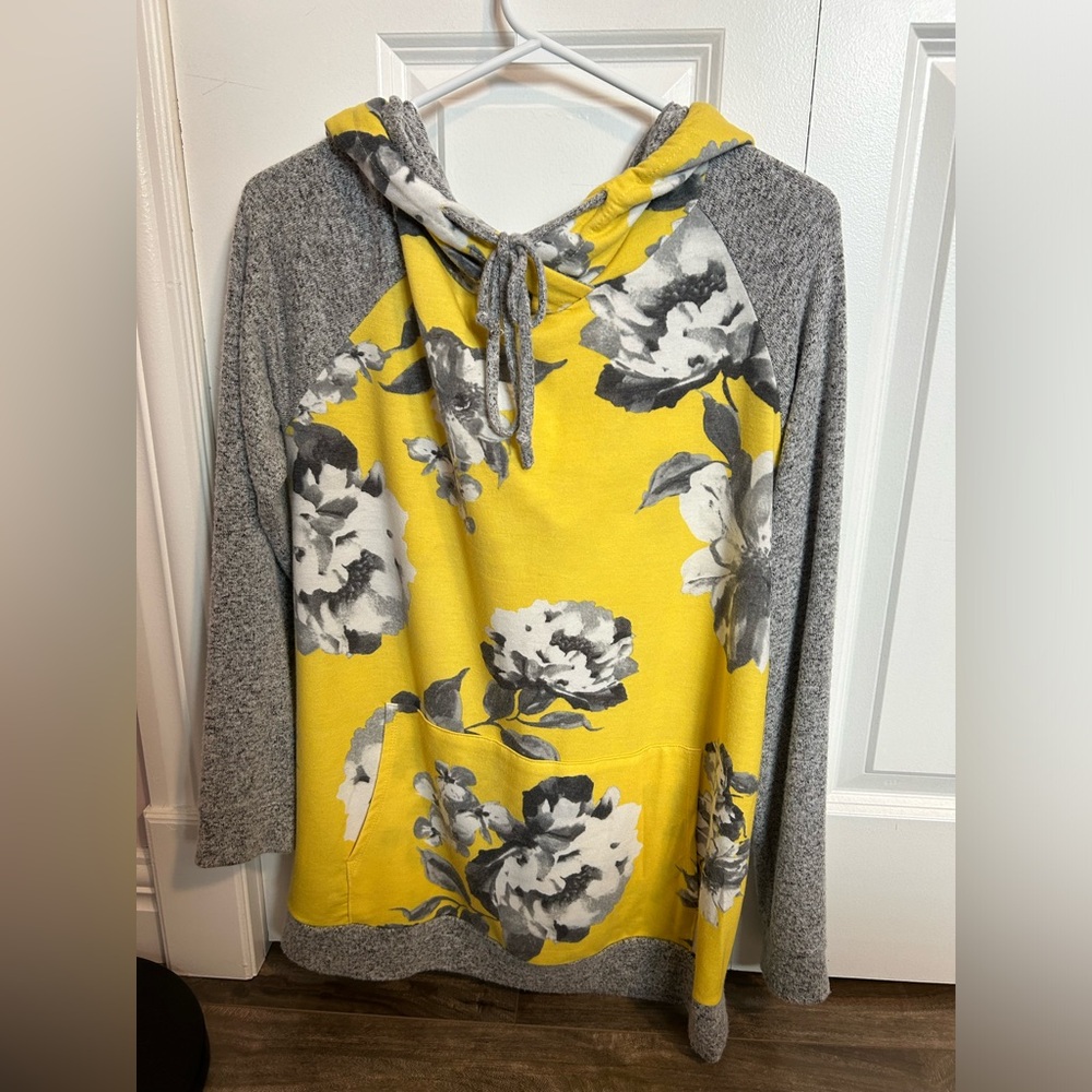 Eclipse sweater